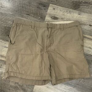 Columbia Men's Khaki Flat Front Shorts